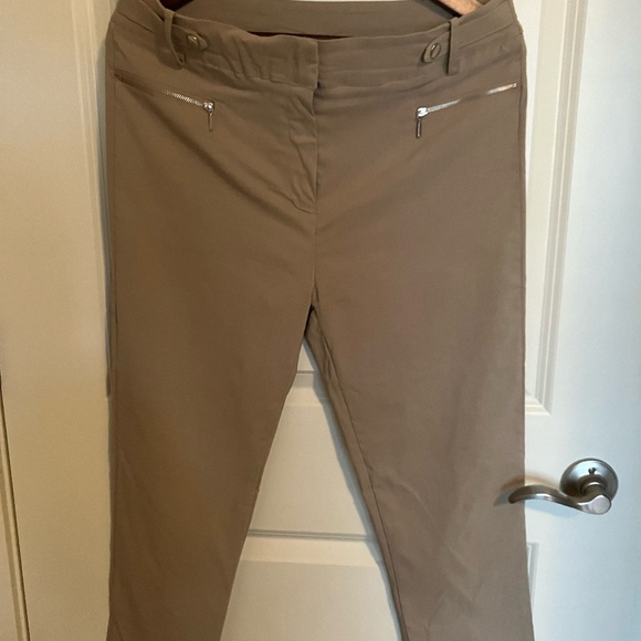 Brian Bailey Pants - Picture 1 of 7